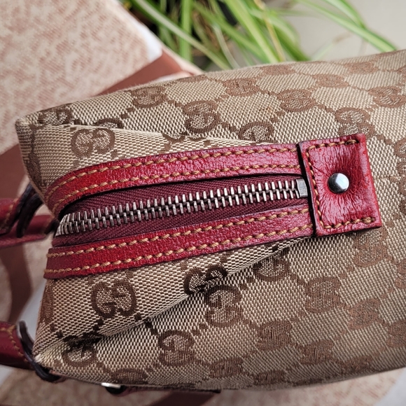 ❤SOLD❤Authentic Gucci Bag - Picture 6 of 13